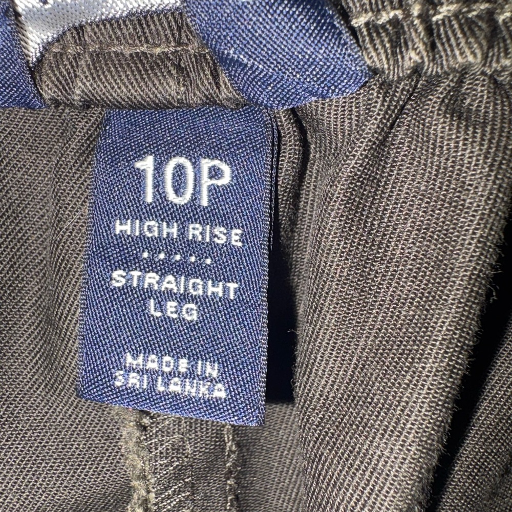 Lands' End woman’s Brown  Chinos - Picture 3 of 8